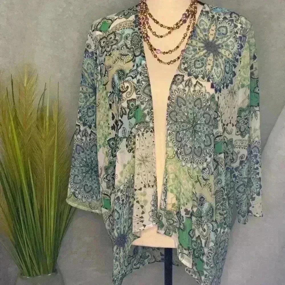 Chico’s Sheer Kimono Size 1 Sm/Md Paisley Design